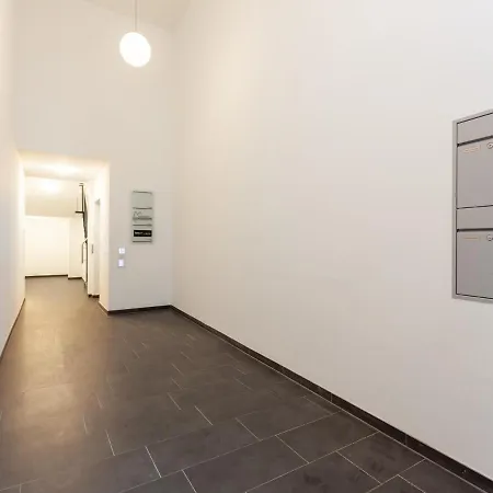 Limehome Hutfilterstrasse